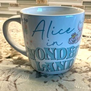 Alice in wonderland coffee tea mug